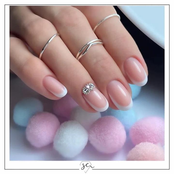 Klasyczny manicure