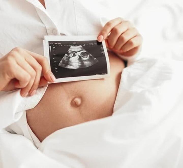 Jak radzić sobie z 5 najczęstszymi dolegliwościami ciążowymi? Sprawdź nasze sprawdzone sposoby!