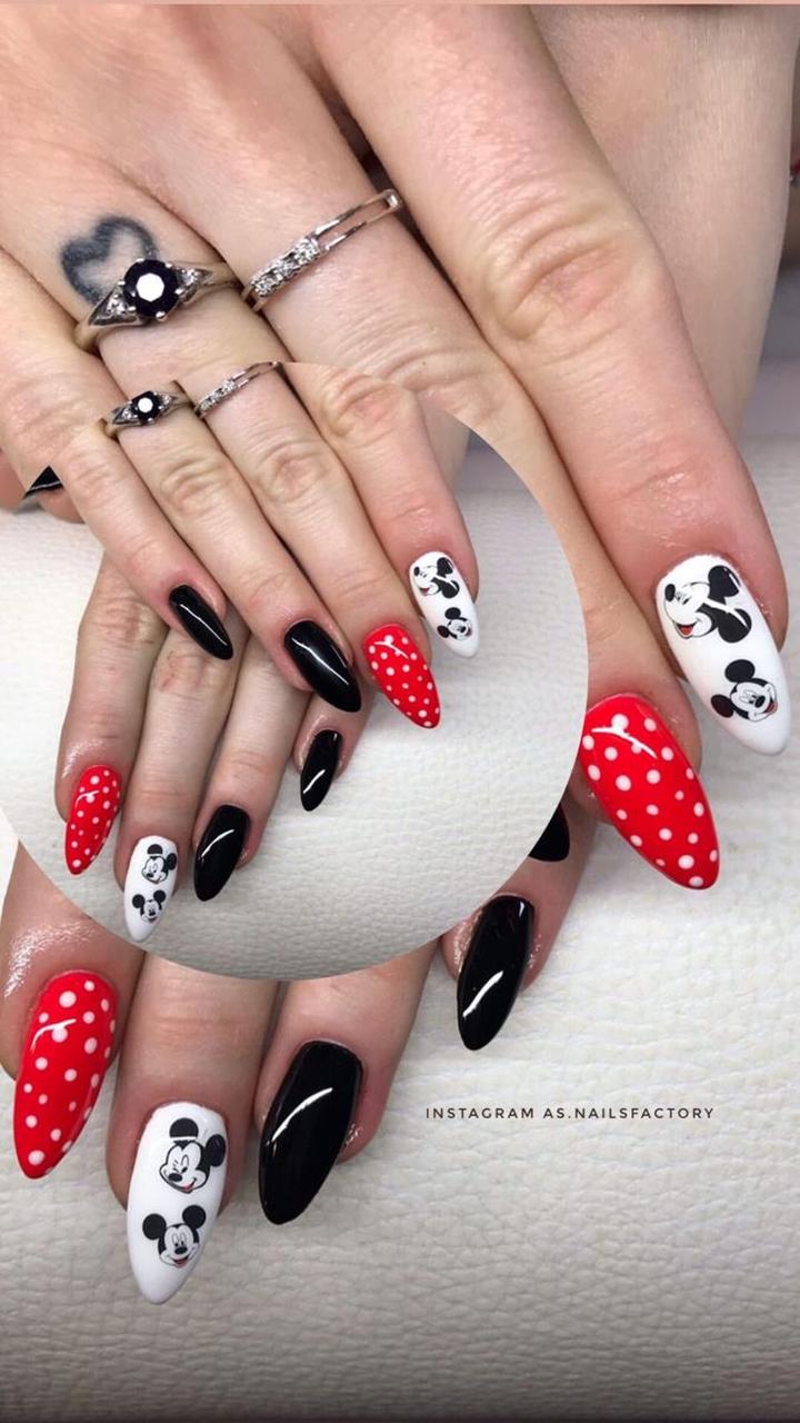 Paznokcie Disney