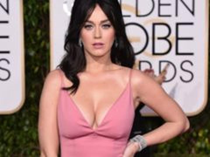 Sekrety idealnych dekoltów – jak podkreślić to, co najpiękniejsze?