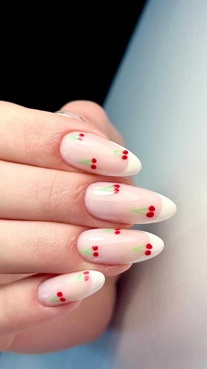 Techniki i produkty do zdobienia paznokci