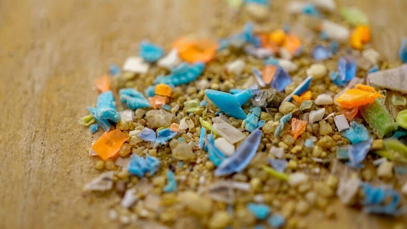 Mikroplastik w kosmetykach