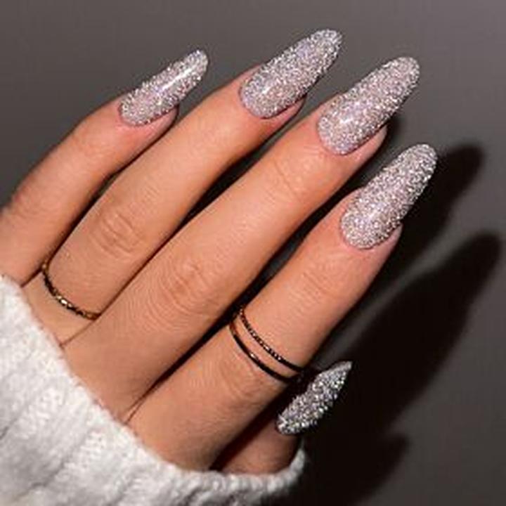 Techniki nail art DIY